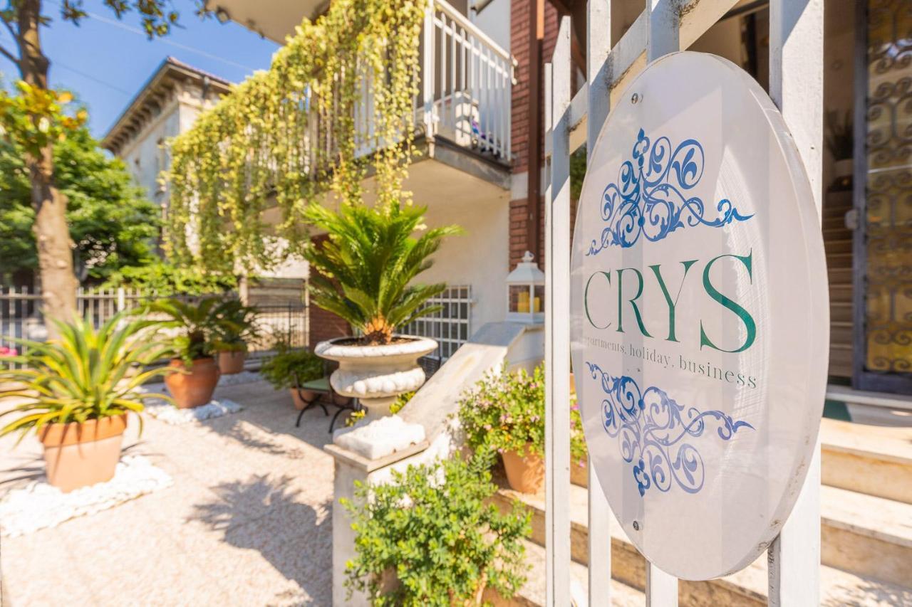 Crys: Apartments, Holiday, Business, Blu Verona Bagian luar foto