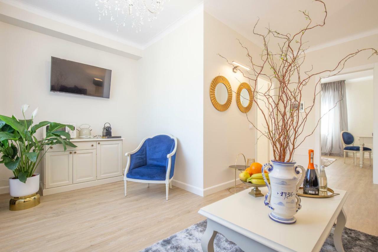 Crys: Apartments, Holiday, Business, Blu Verona Bagian luar foto