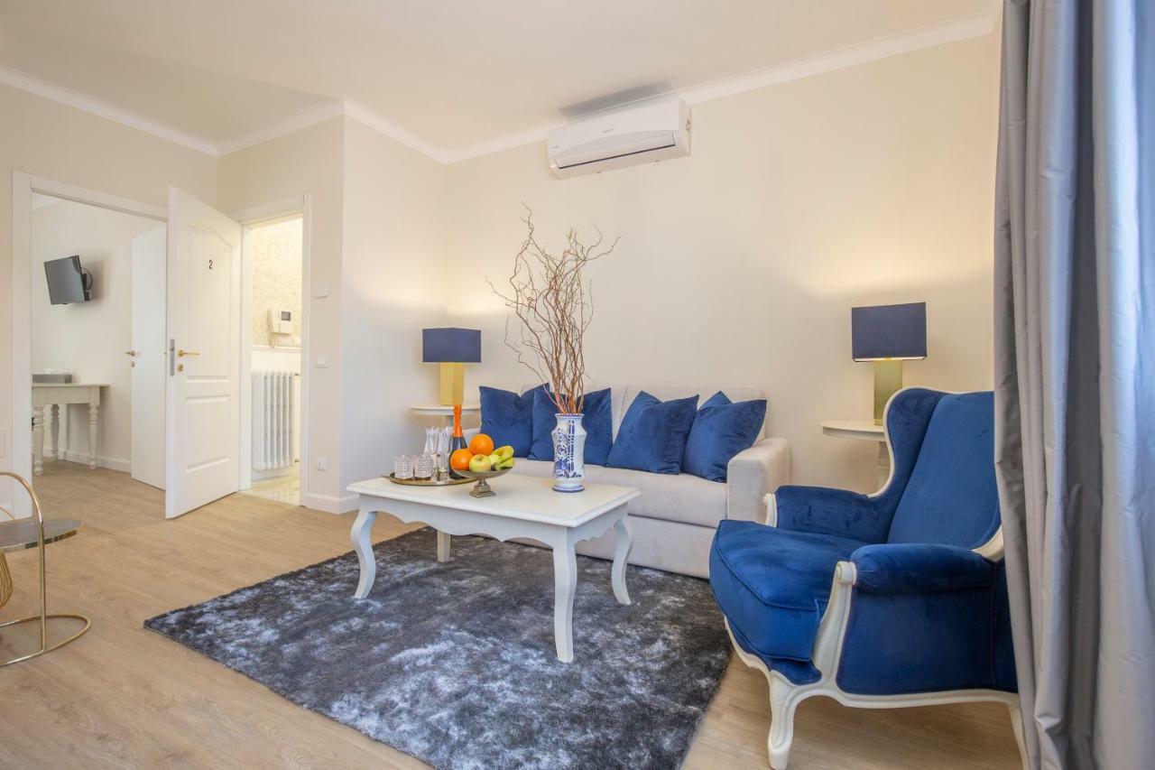 Crys: Apartments, Holiday, Business, Blu Verona Bagian luar foto